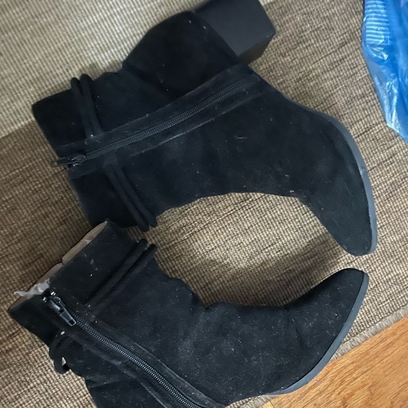 NWOT Black Suede Booties - Picture 6 of 6